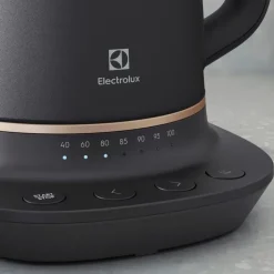 Electrolux Kahvi Ja Tee-Vedenkeitin E7Ck1-6Bp