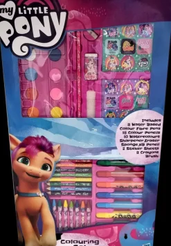 Ei merkkiä Askartelutarvikkeet-Ryhma Hau/Batman/My Little Pony 52 Os. Taidesalkkulajitelma, Sis. 8 Tussia, 8 Varikynaa, 8 Varivahaliitua, 10 Vesivarinappia, Sivellin, Teroitin, Pyyhekumi, Sieni, Hb Lyijykyna, Viivain, 2Tarra-Arkkia