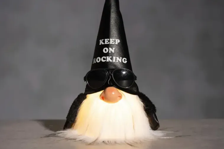 New Tonttu Keep On Rocking Led-Valolla 26 Cm Sesonkijuhlatarvikkeet